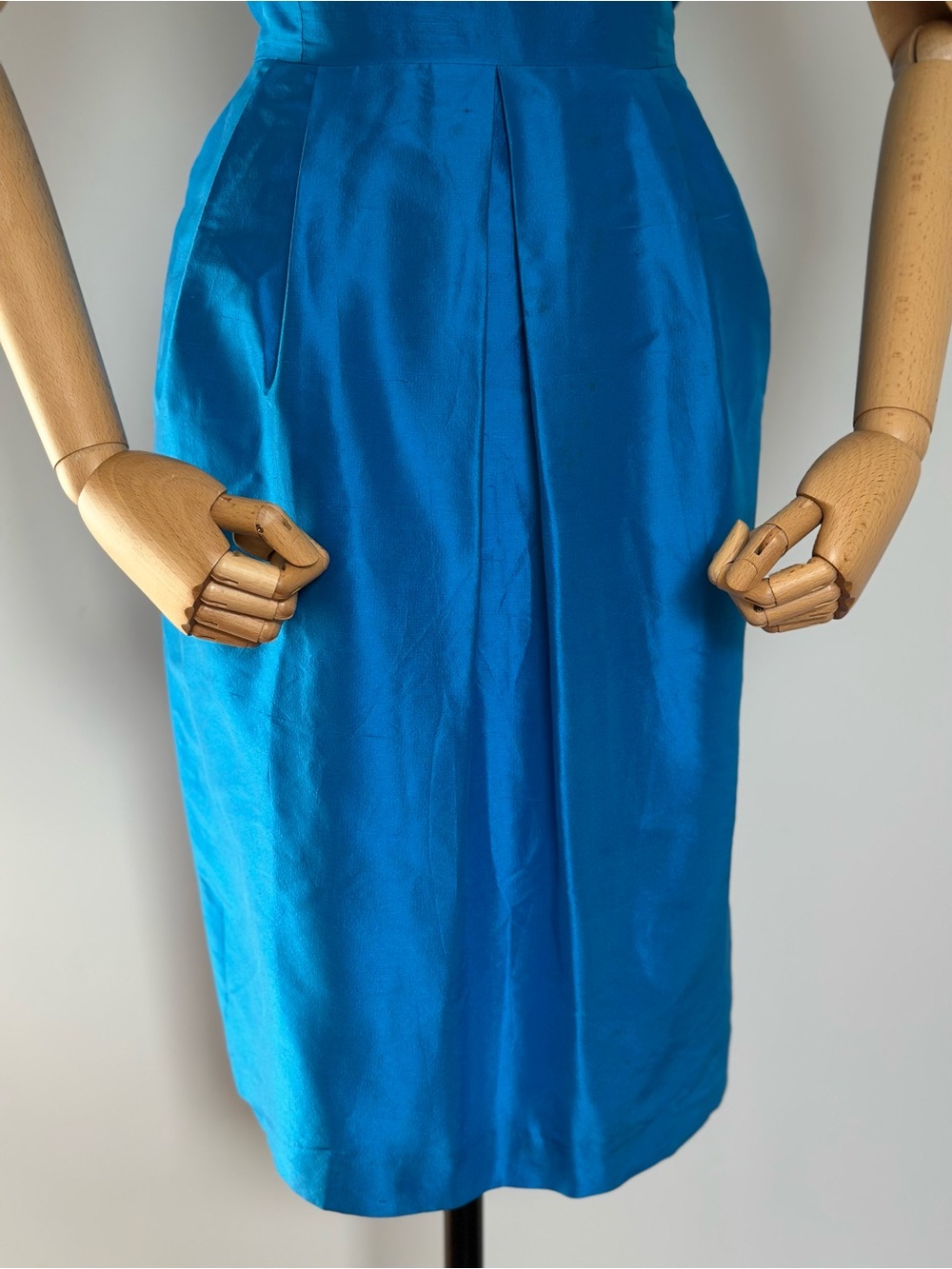 Silk Turquoise Sleeveless Beaded Dress Tulip Skirt - Picture 7 of 17